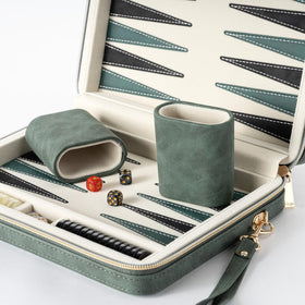 Lingle backgammon open case showing compact board in green