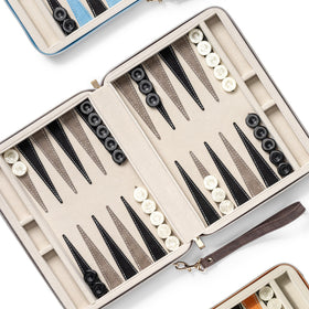 Lingle backgammon set compact closed size for easy storage