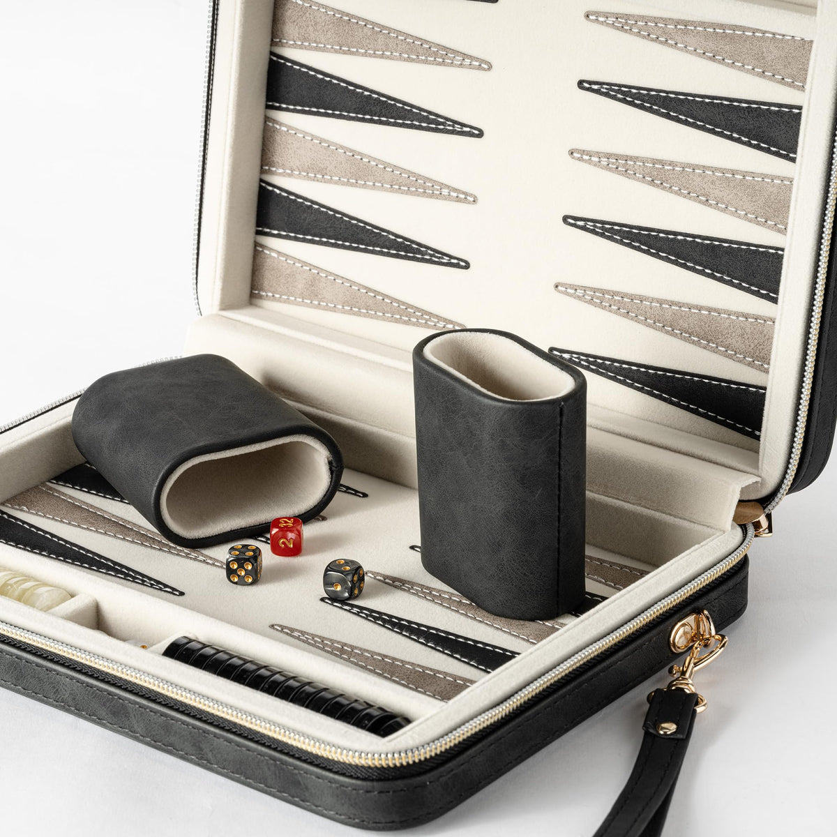 Lingle backgammon faux leather case offers durable, stylish protection.