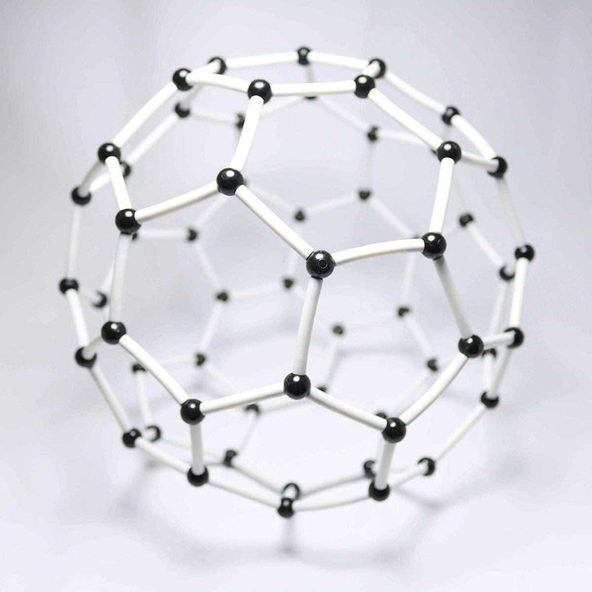 LINKTOR easy learn color coded atoms supports quick element identification in lessons