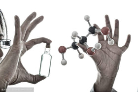 LINKTOR teaching toolkit supports classroom lessons with hands-on chemistry models.