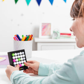 Lite Brite Touch Mini animation mode lighting up a design
