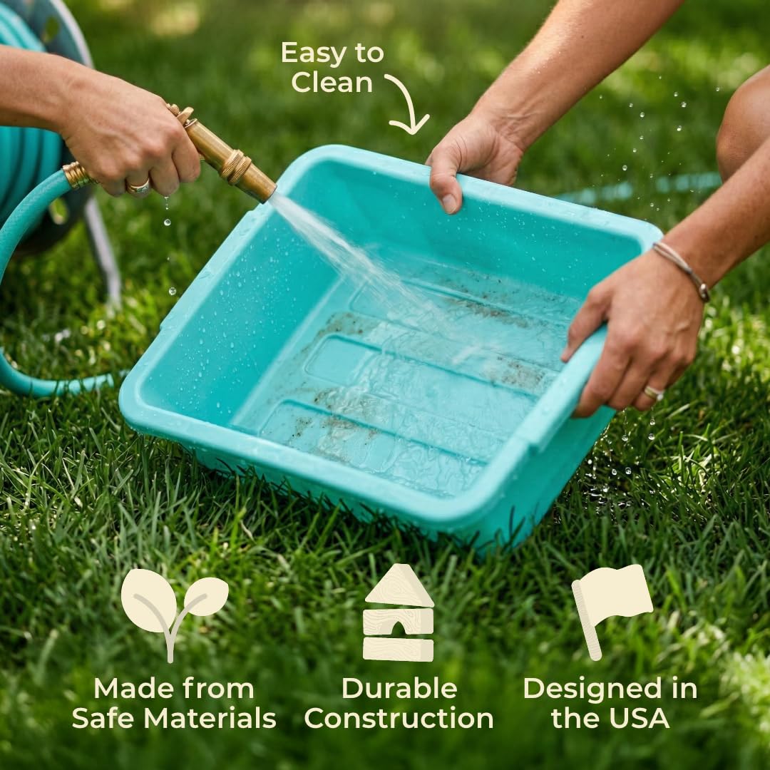 Little Acorn water table sea-creatures spark pretend boating and storytelling.
