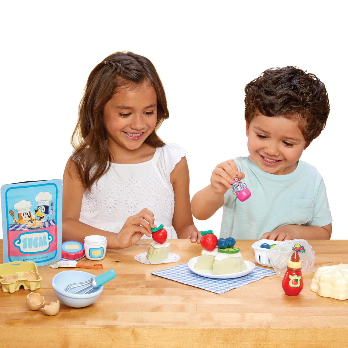 Bluey Pavlova mold pan from Little Tikes kit enables realistic pretend decorating