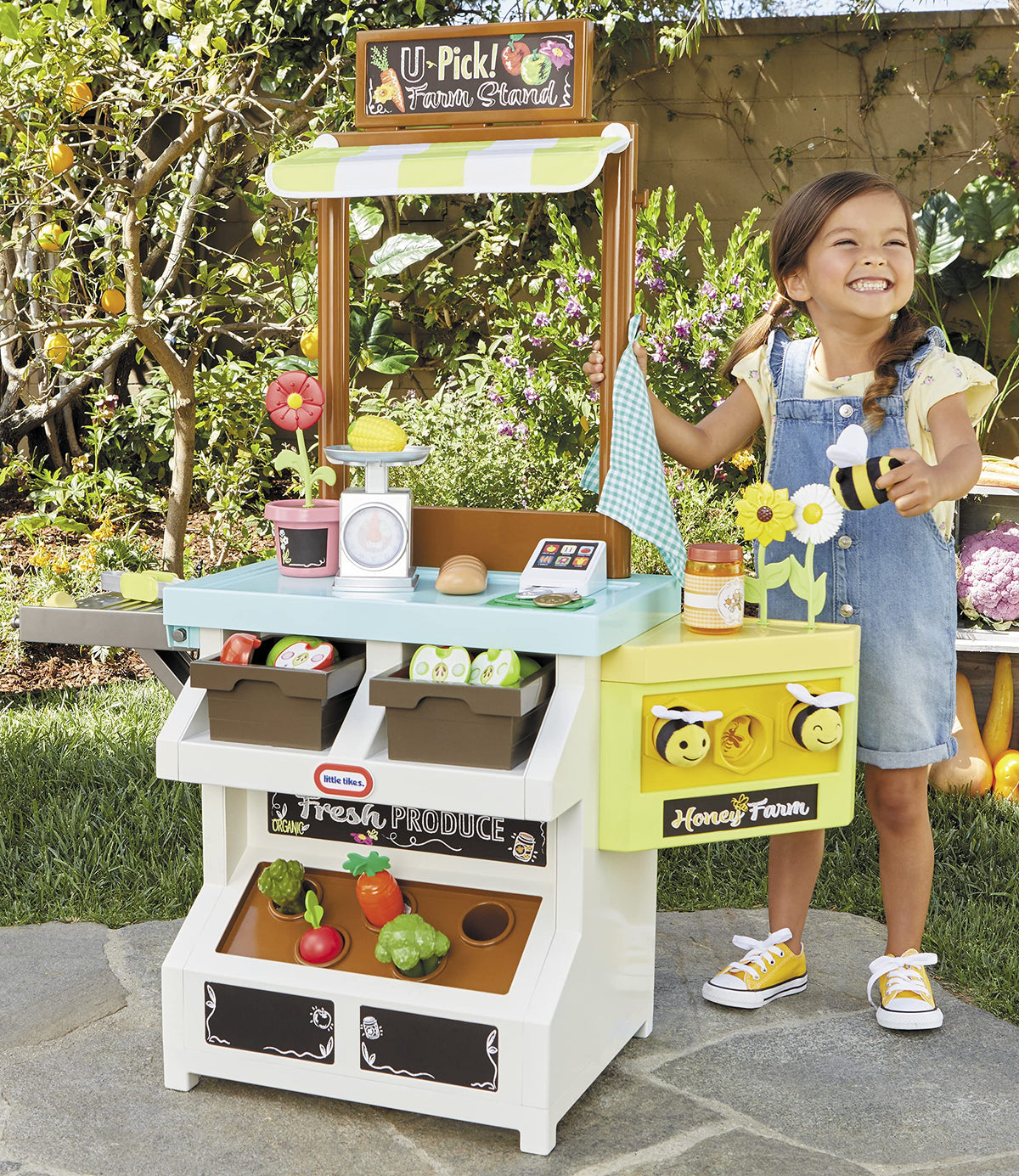 Little Tikes Garden to Table side grill inviting hands-on pretend cooking for shared play