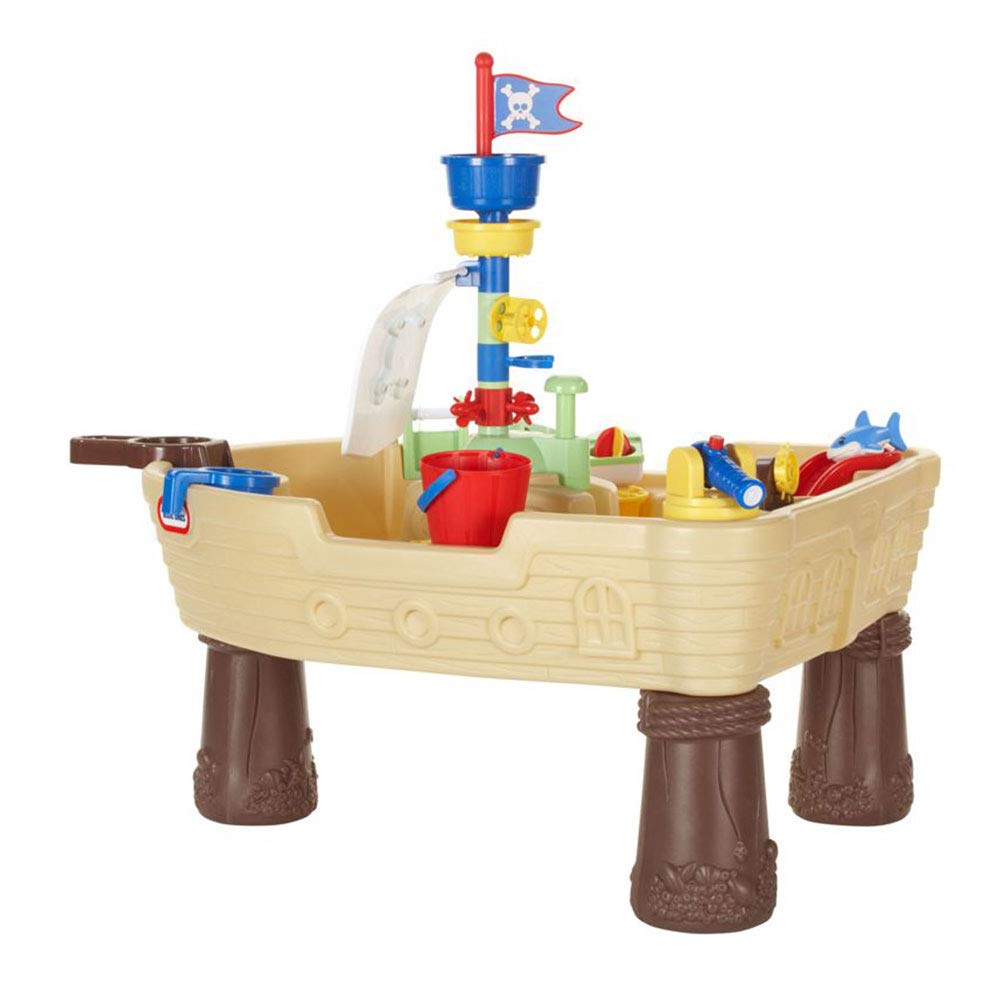 Little Tikes pump-driven water flow keeps the play session moving.