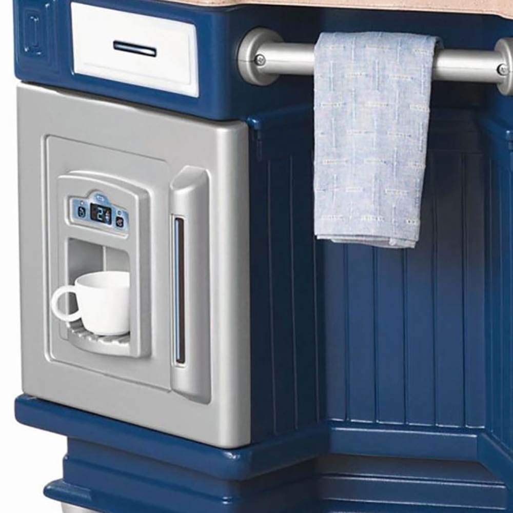Little Tikes Super Chef Kitchen batteries required to power sounds