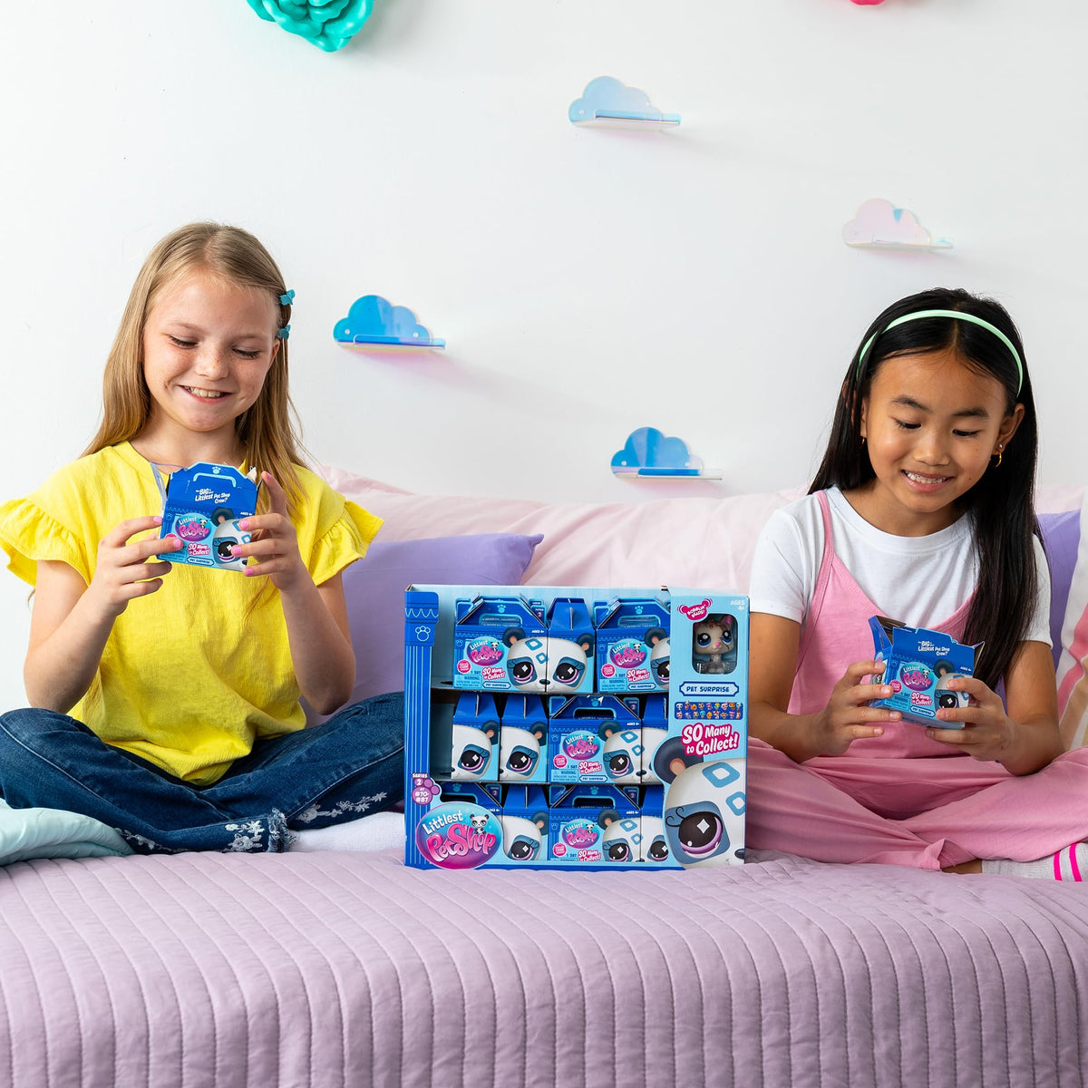Littlest Pet Shop pets include a colorful accessory for storytelling.