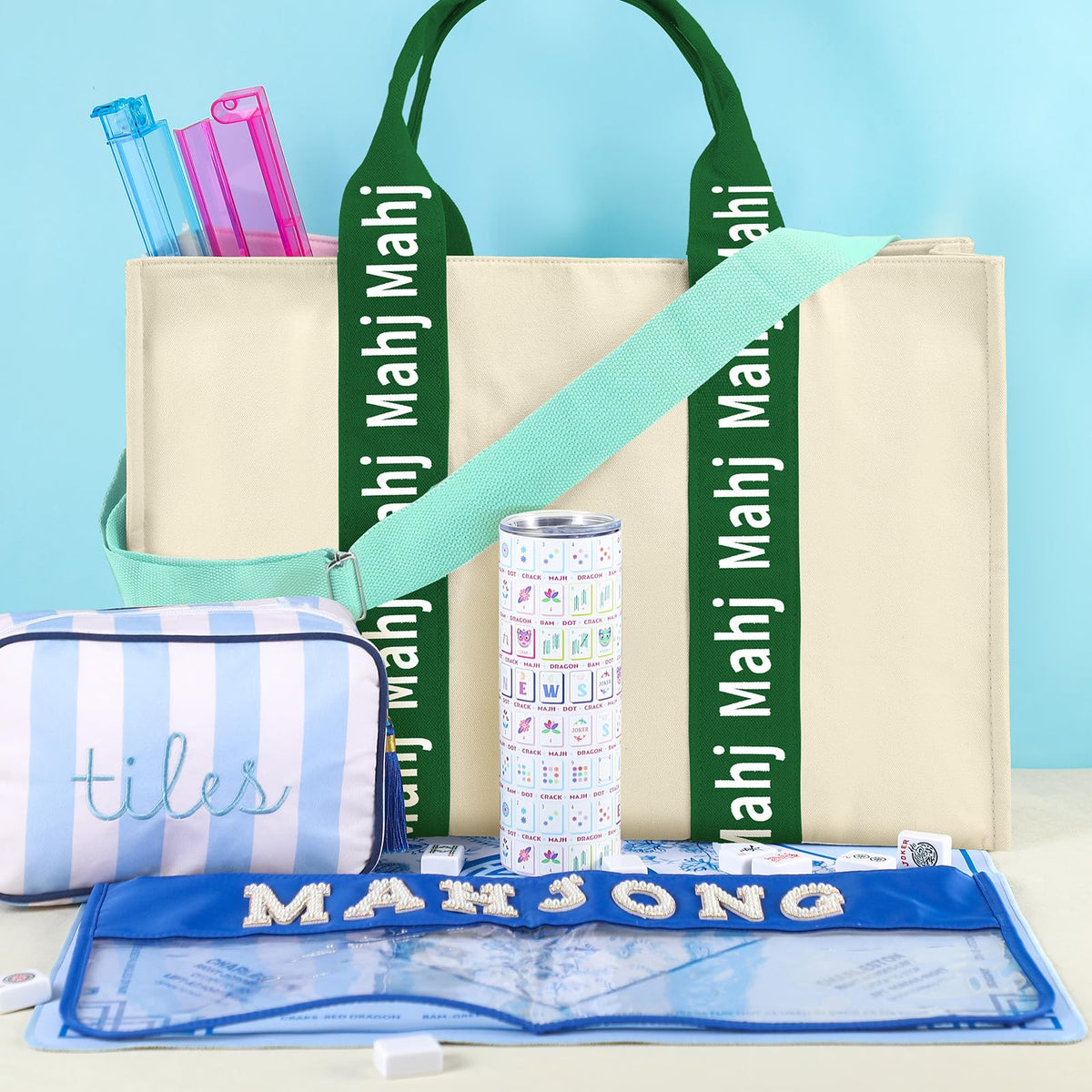 Locmeo canvas bag suitable for laptops and travel clothes.