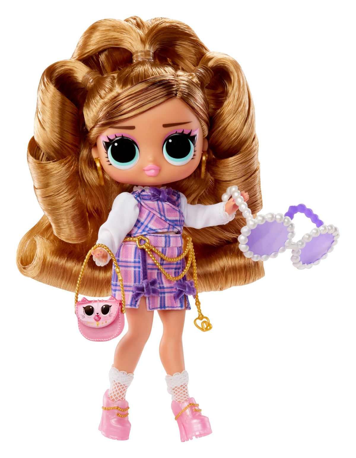 LOL Surprise Tweens Cherry B.B outfit showcases a chic look for creative dress-up play.