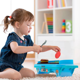 Lollipop Spongebob Grill Playset includes spatulas and pans for interactive play