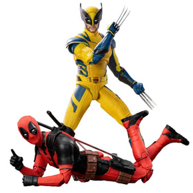 LonullyMege Deadpool 7-inch figure ready for action display