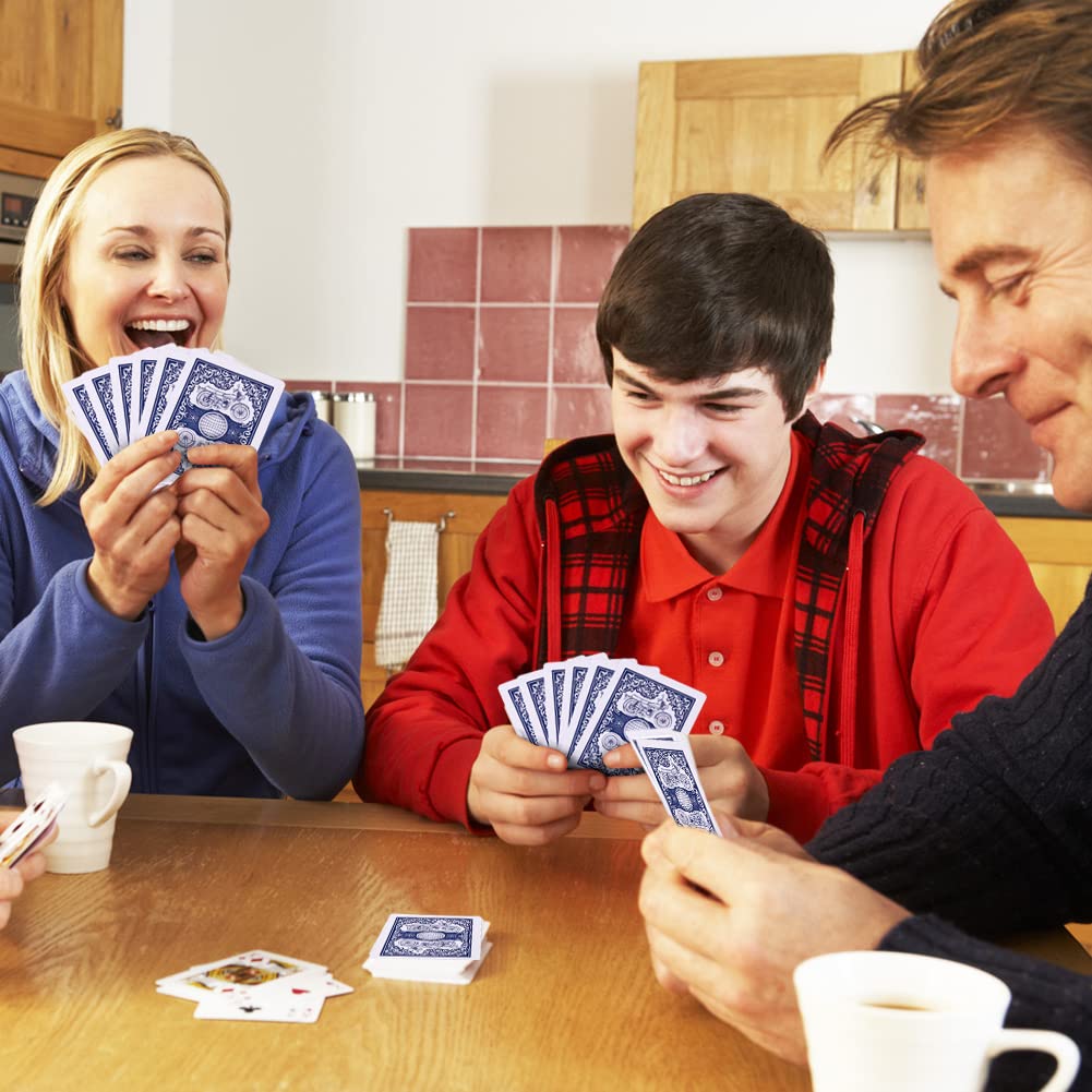 LotFancy plastic-coated deck offers durability for many shuffles