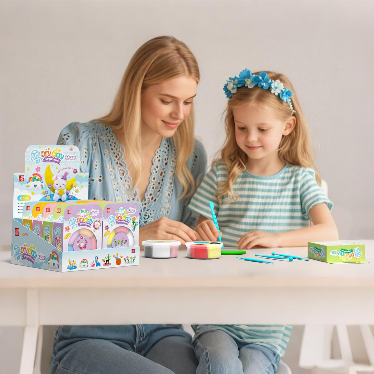 LOUFOR Air Dry Clay color compartments enable easy color mixing and creativity.