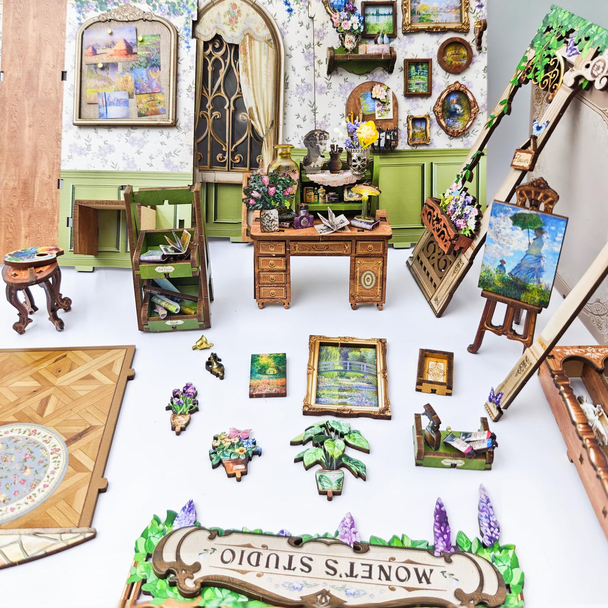 Lovelyhome art display shelf houses tiny figures and keeps decor organized.