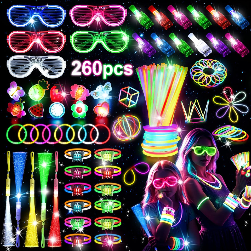 Lovestown glow sticks with connectors for bracelets and necklaces, ideal for bright, customizable party decorations.
