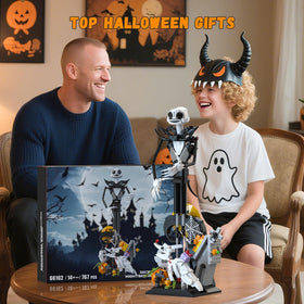 Loyratche Horror Skull building set is a versatile gift idea for movie fans.