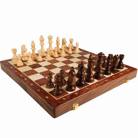 LuckyWish walnut chess set assembly view highlights premium craftsmanship for family game nights