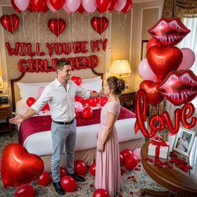 LuftParty heart-foil balloon enhances romance for special occasions.