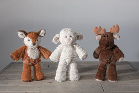 Marshmallow Zoo Junior Fawn face detail with soft nose for comforting touch.