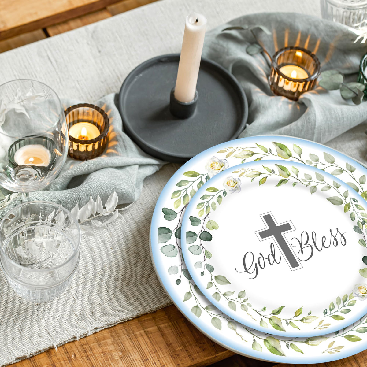 LyhongParty blue-pattern decorations with eucalyptus motif for themed ceremonies.