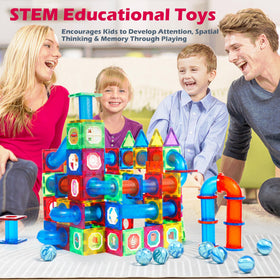 MAGBLOCK family-play moment, kids collaborate beyond screens with creative builds