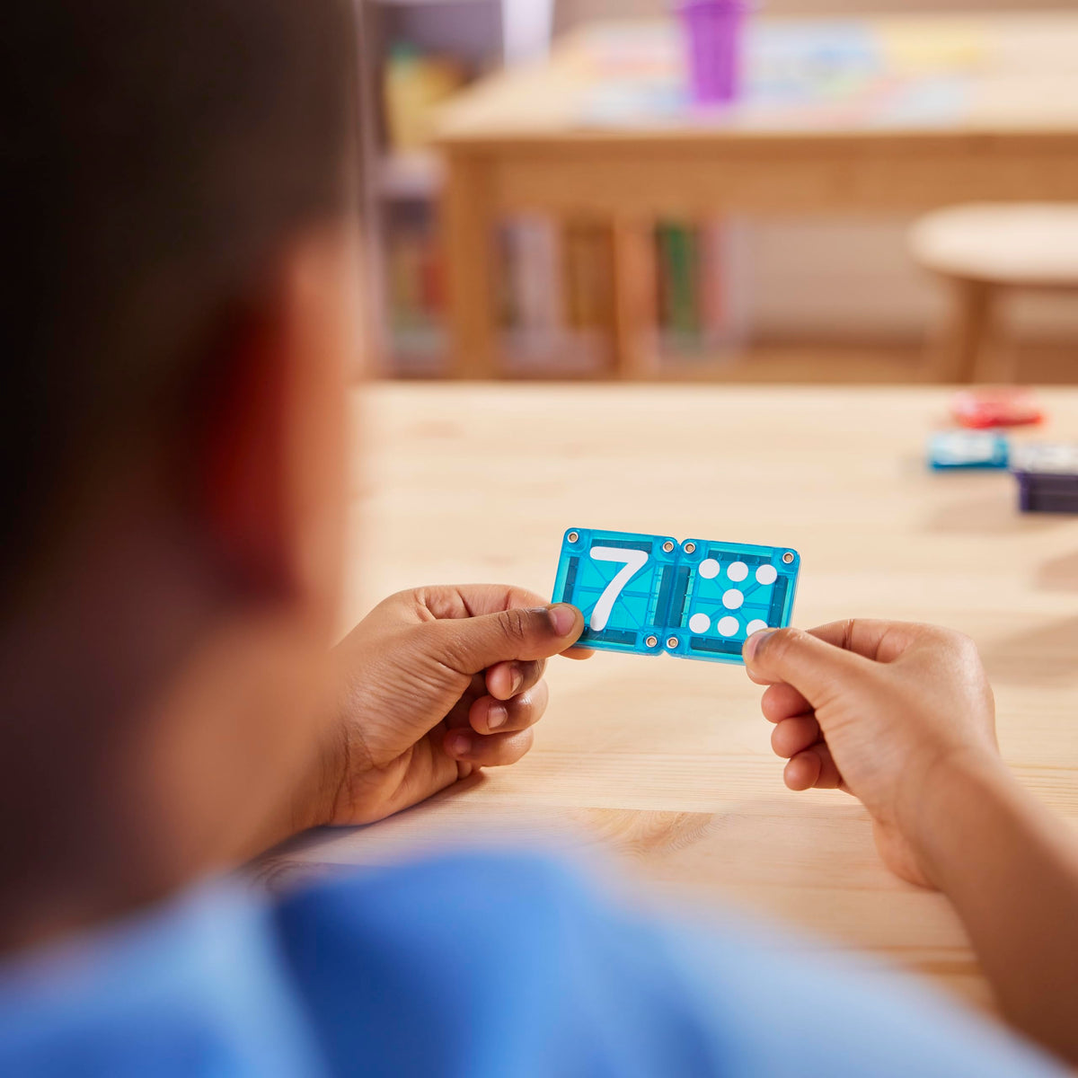 MAGNA-TILES microMAGS bright colors tiles attract young builders and stimulate play.