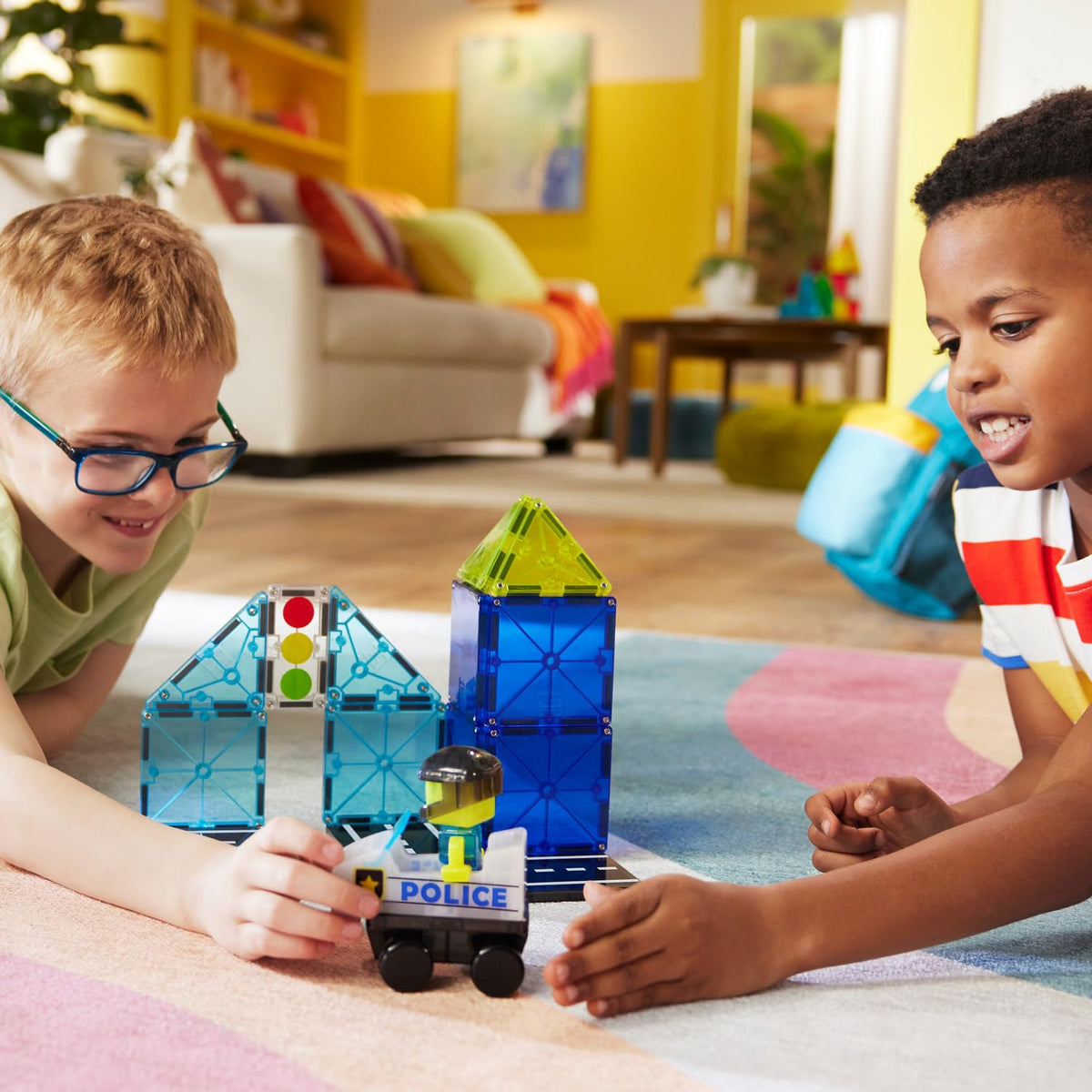 MAGNA-TILES Police Patrol traffic light tile adds interactive traffic cues.