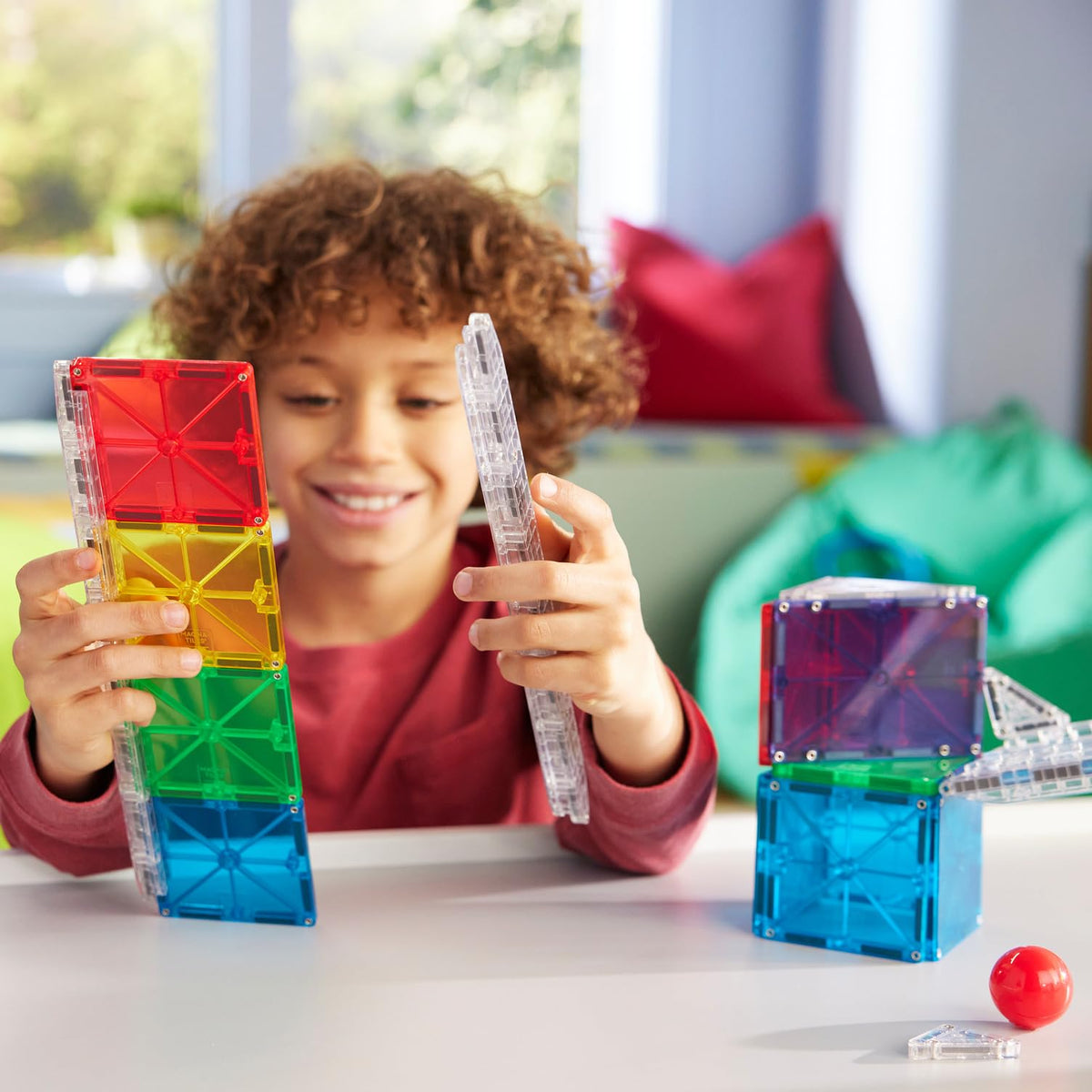 MAGNA-TILES Rail Racers ramps enable smooth drops and creative trajectories.
