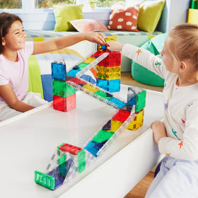 MAGNA-TILES Rail Racers ramps invite dramatic climbs and quick descents for dynamic layouts.