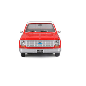 Maisto 1:18 Chevrolet C10 Cheyenne Super die-cast body with sturdy frame