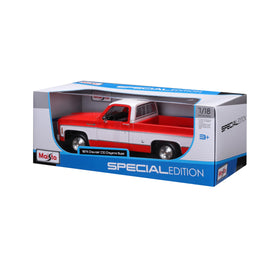 Maisto 1:18 Chevrolet C10 Cheyenne Super plastic stand included for stable display