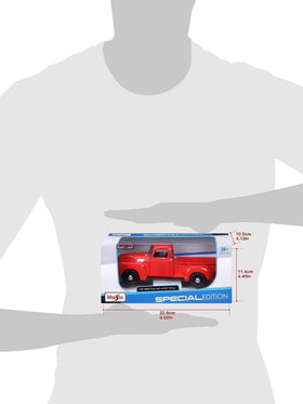 Scale-proportioned Maisto 1950 Chevrolet 3100 model