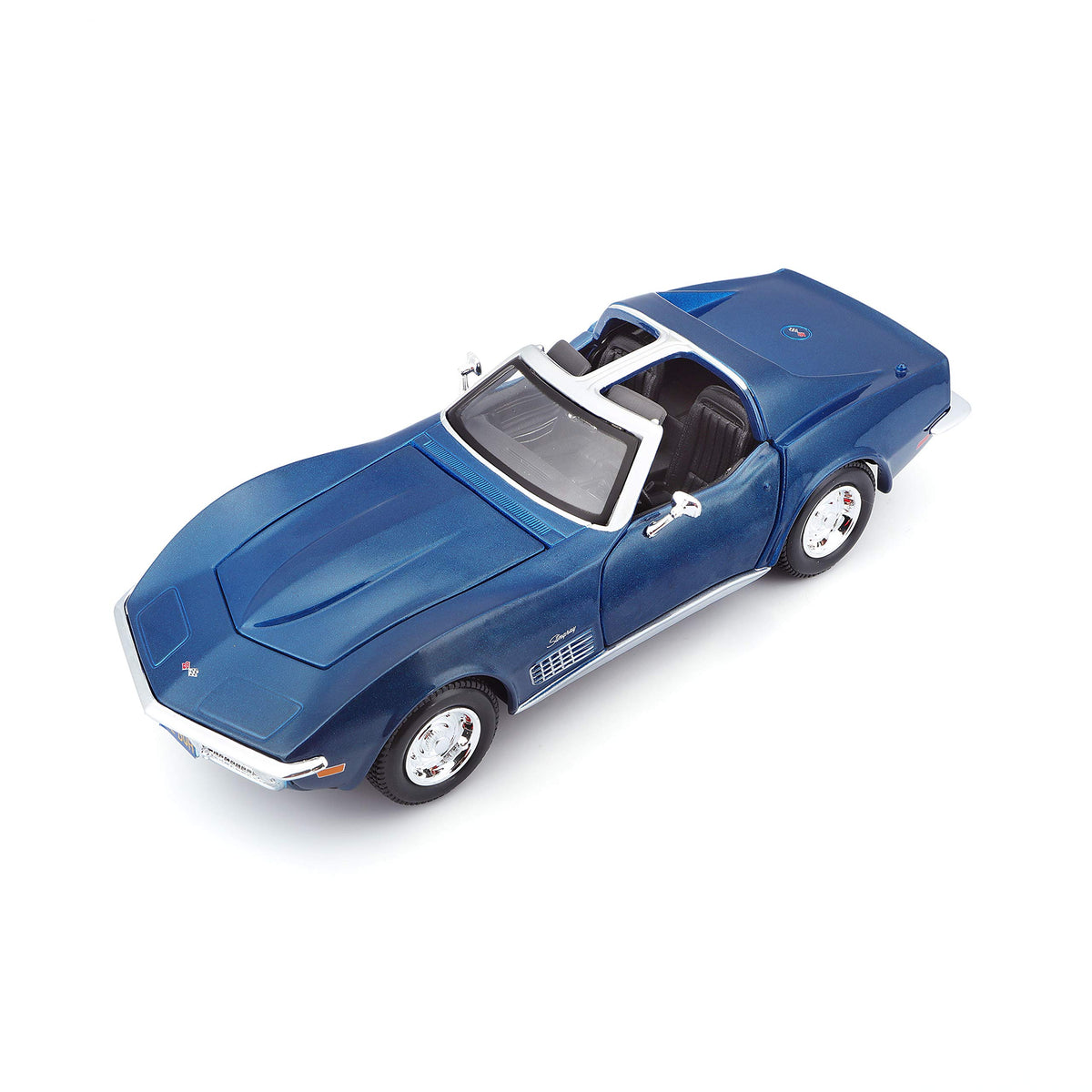 Maisto 1970 Corvette blue diecast body, a striking display piece for collectors.