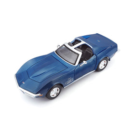 Maisto 1970 Corvette blue diecast body, a striking display piece for collectors.
