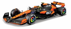Maisto Bburago 1:24 McLaren MCL38 diecast with Norris 4 helmet for display