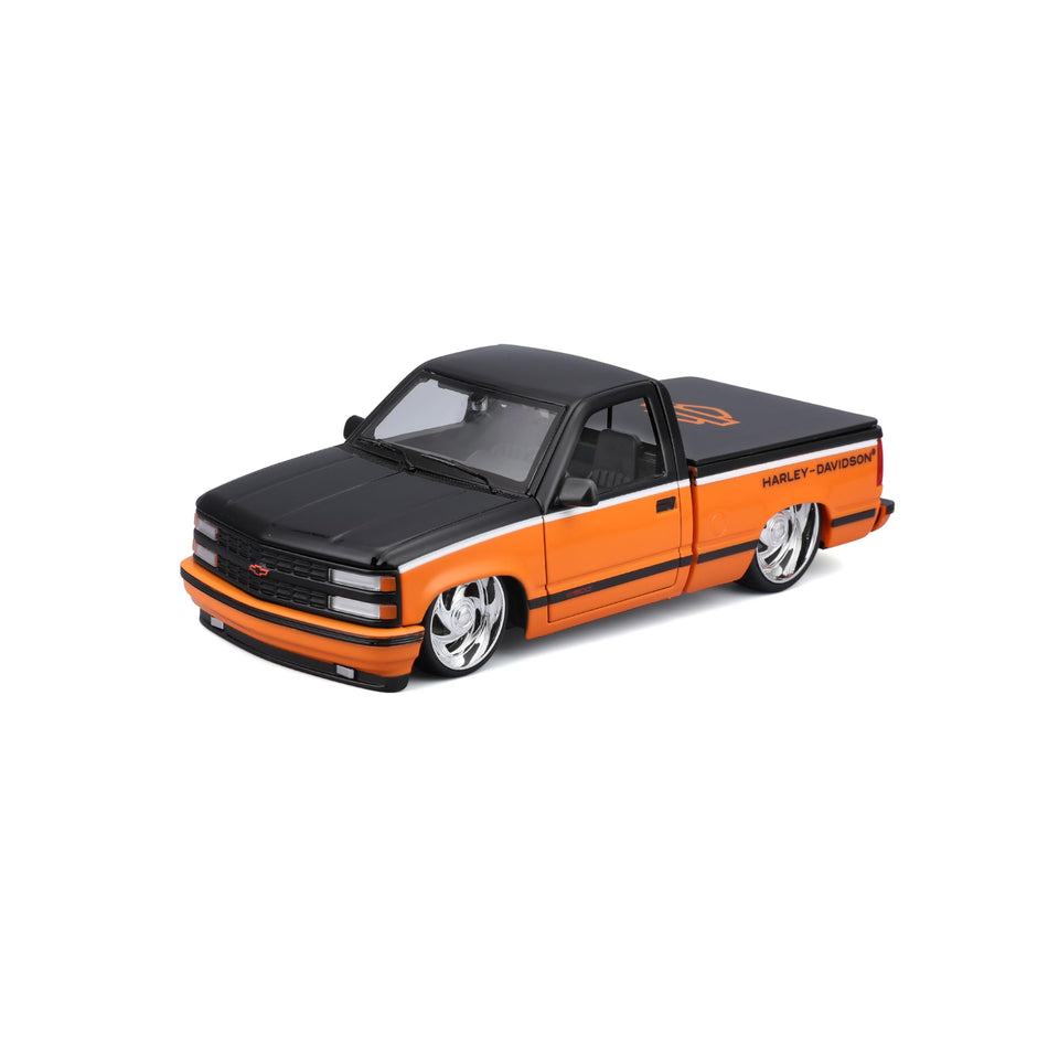 Maisto Harley-Davidson Custom 1993 Chevy Pickup front view shows authentic styling for display