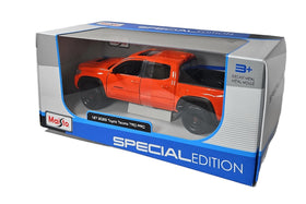 Maisto Tacoma TRD Pro 1:27 interior-detail supports immersive display setups