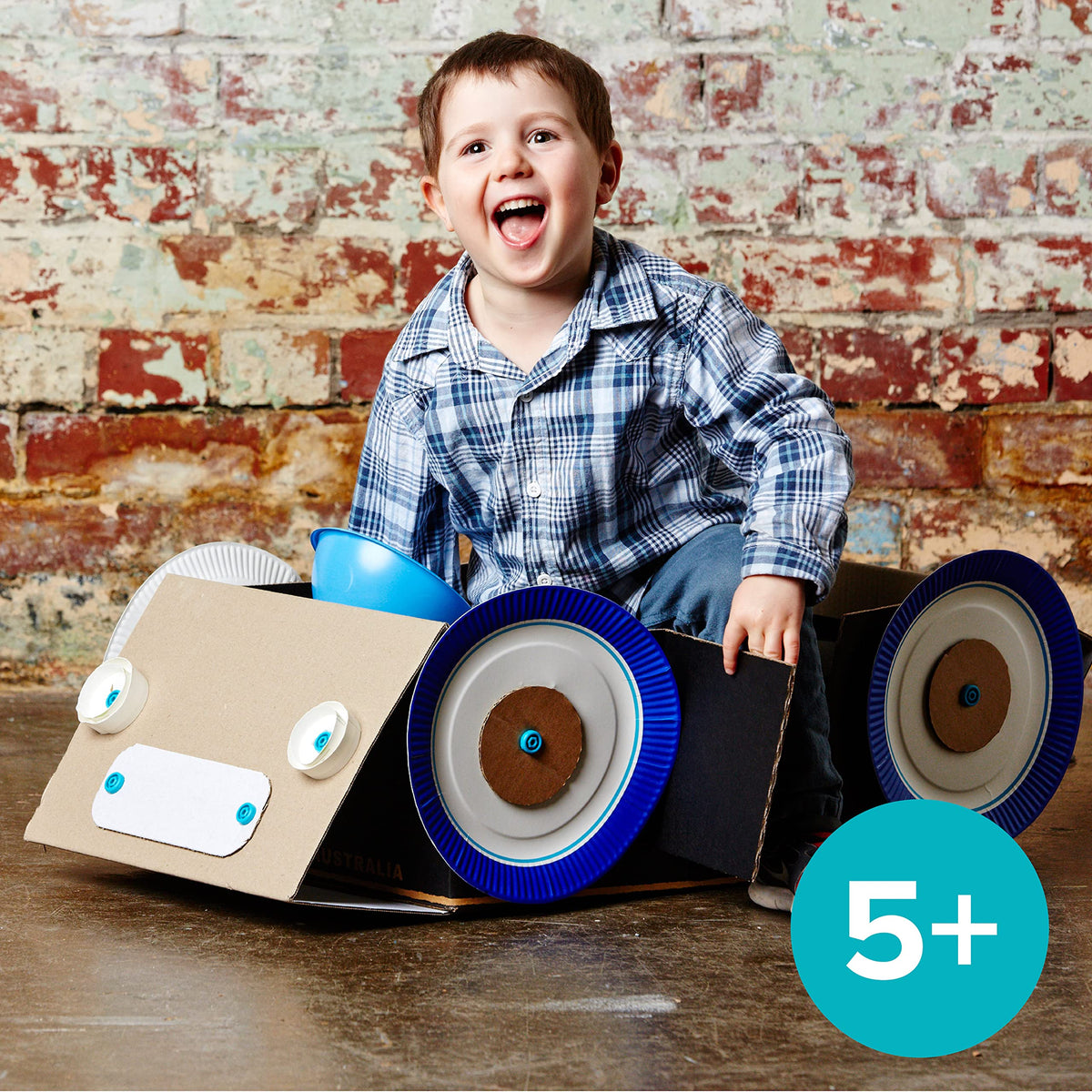 Makedo Explore classroom-activity setup shows group collaboration