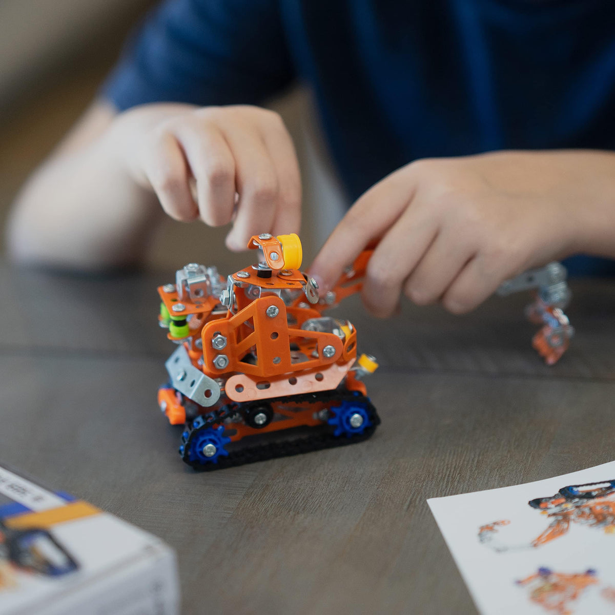 MALUVRIAN educational engineering toy inspires exploration and STEM curiosity.