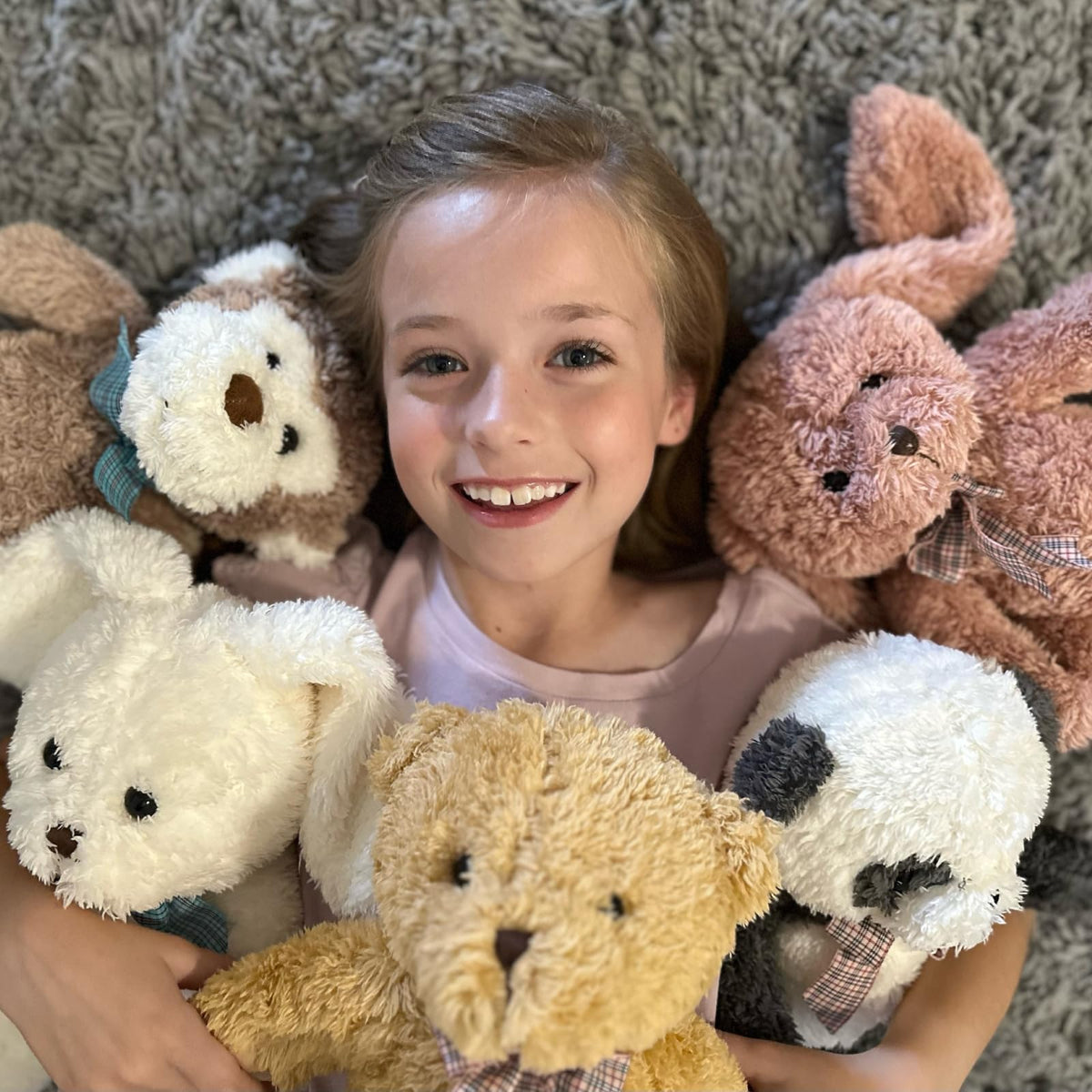 MaoGoLan 13-inch monkey plush for imaginative playtime and storytelling.