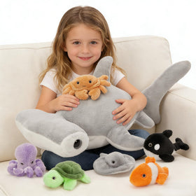 MaoGoLan 7-pcs soft shark set for cozy cuddles and playful sea adventures.