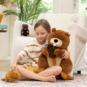 MaoGoLan giant beaver plush baby 1 close-up shows soft fur and friendly expressions