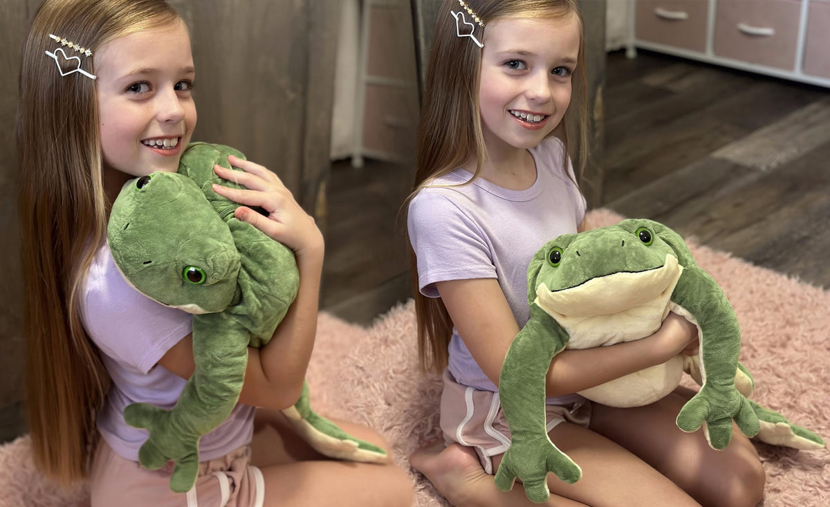 MaoGoLan giant frog plush closeup eyes showing a friendly expression.