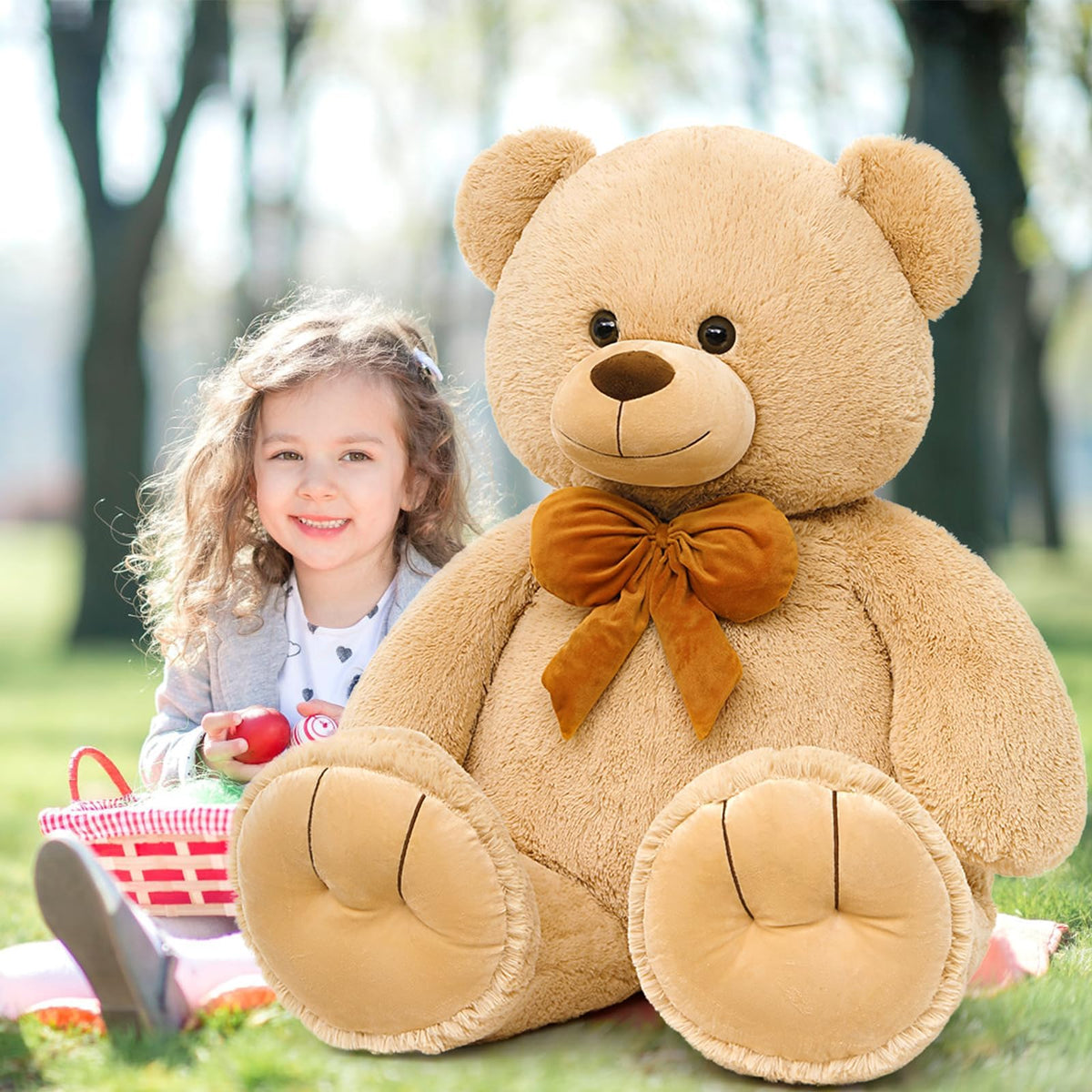MaogoLan plush fabric bear exudes ultra-soft texture