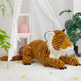 MaoGoLan giant tiger toy face detail, highlighting vibrant features for imaginative play.