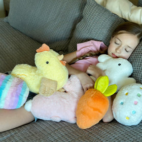 MaoGoLan plush party decor set doubles as party favors