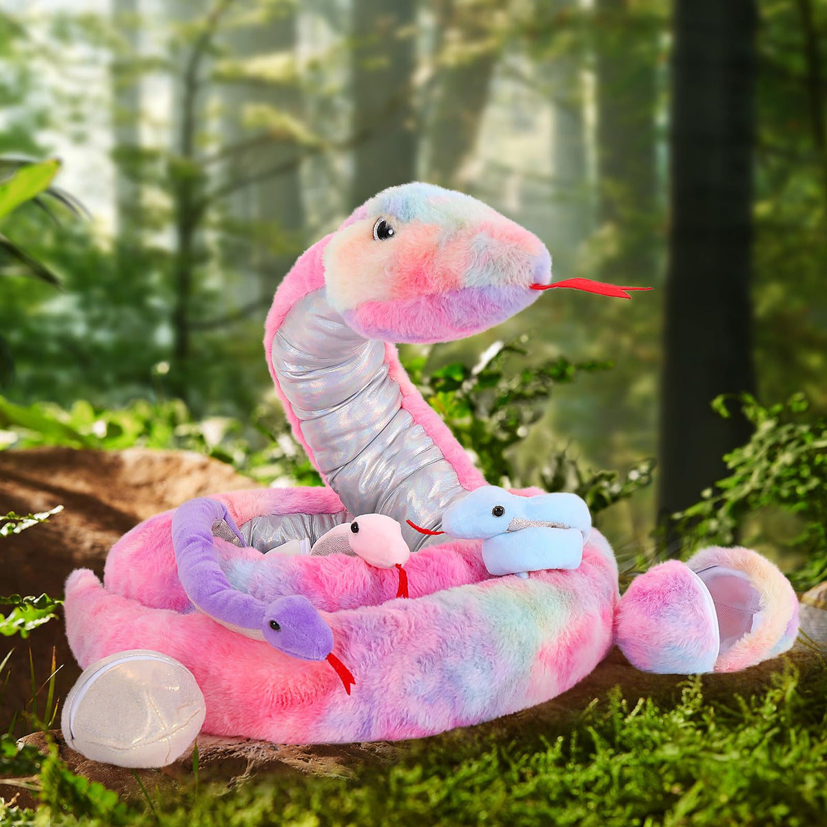 MaoGoLan plush snake texture close-up, durable stitching and soft fabric