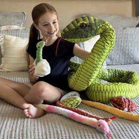 MaoGoLan snake with four baby snakes to inspire nurturing pretend play.