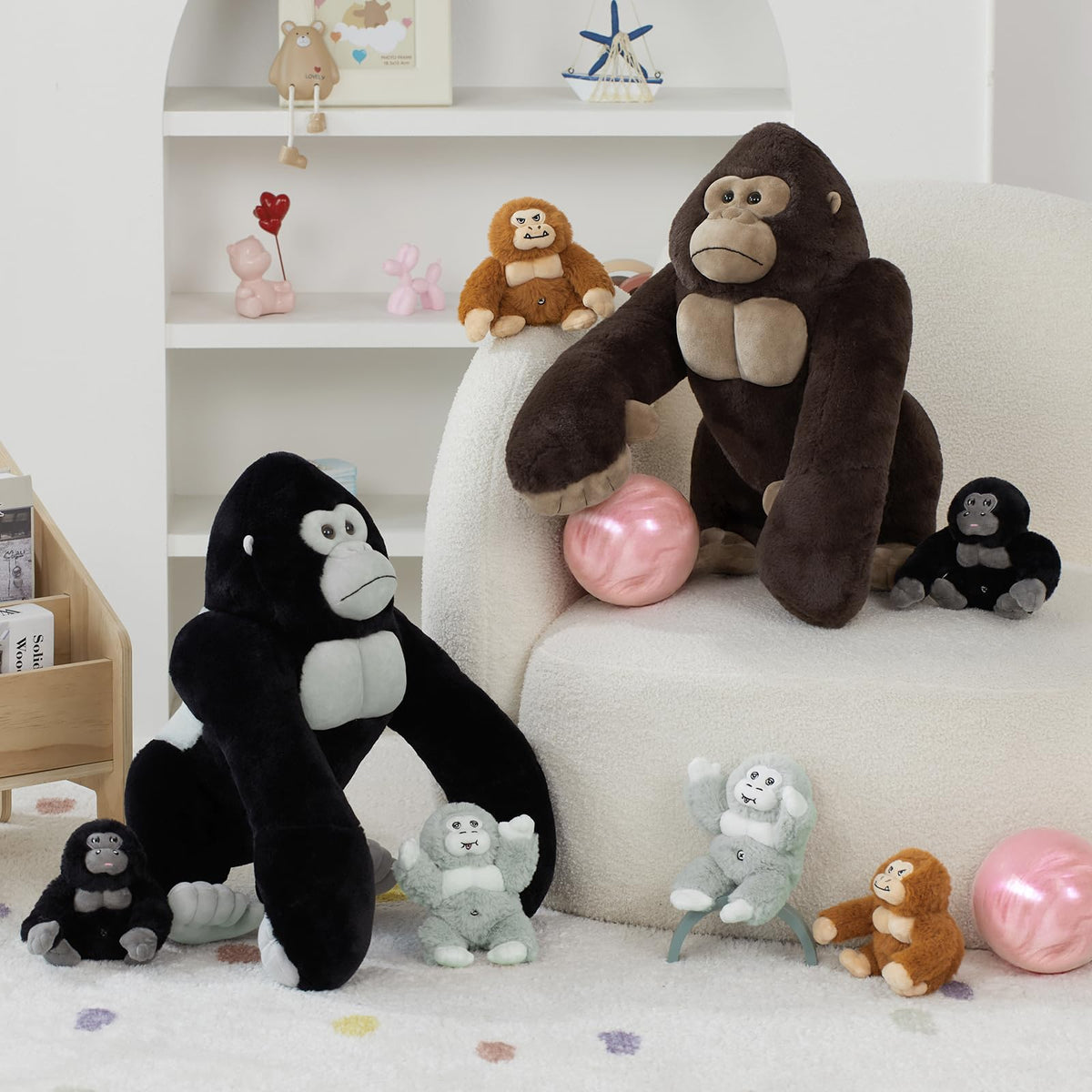MaoGoLan three-inside gorillas design invites peek-a-boo play and curiosity.
